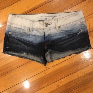 American Eagle Ombré Denim Shorts, size 6